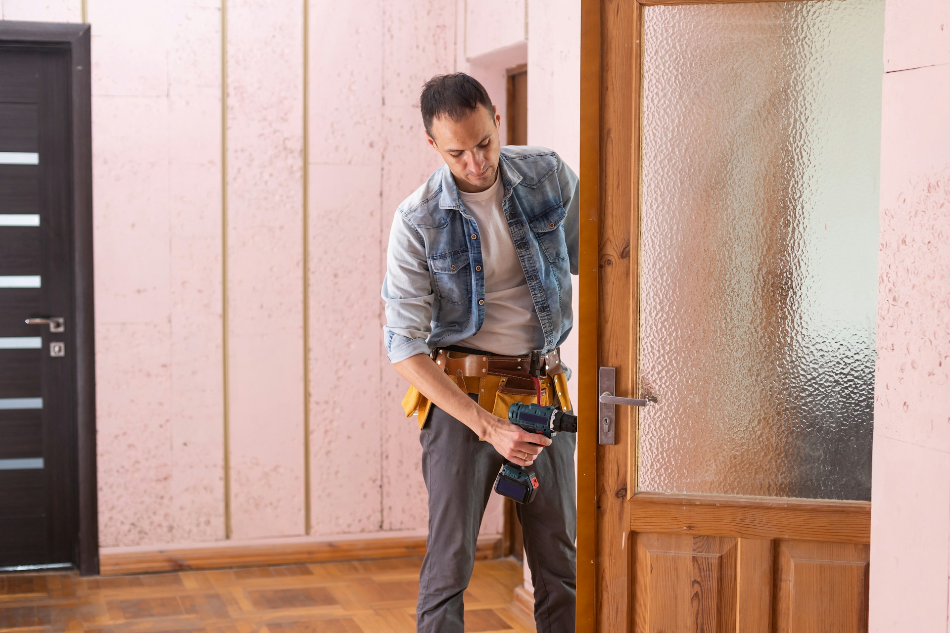 Fixing Interior Door Issues in NJ Homes